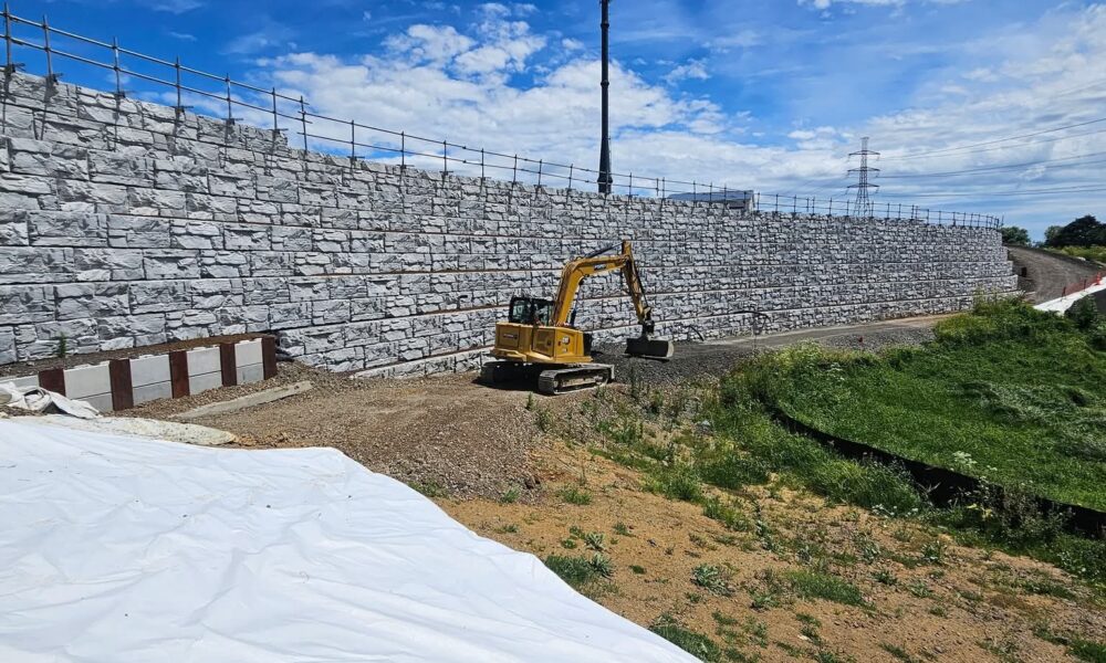 310 Retaining Wall 2